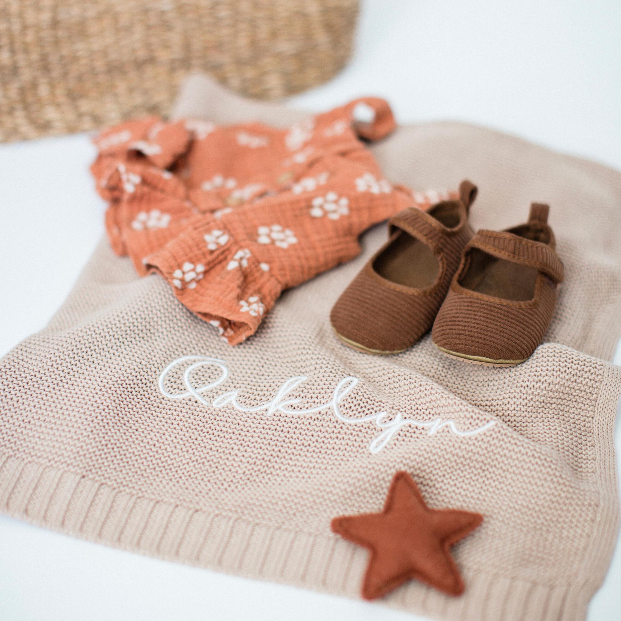 Personalized Baby Blanket with Name in Oat